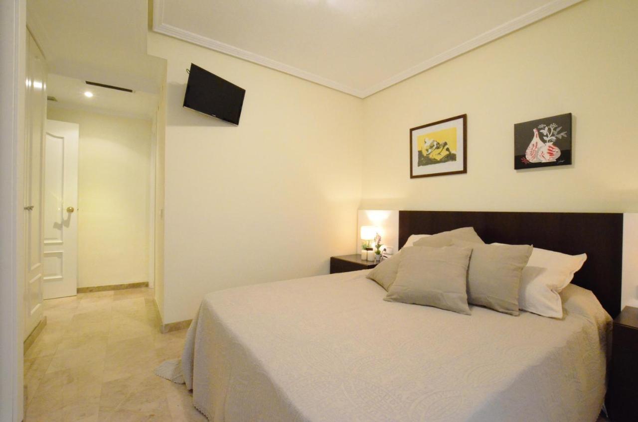 City Center Apartment Valencia Bagian luar foto