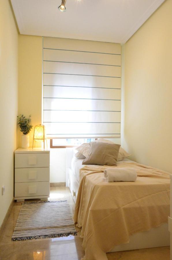 City Center Apartment Valencia Bagian luar foto
