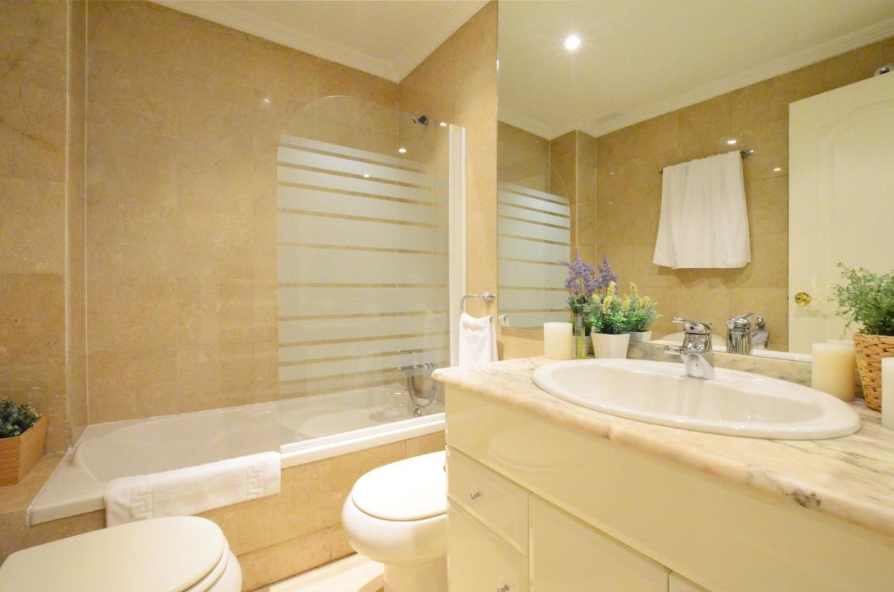 City Center Apartment Valencia Bagian luar foto